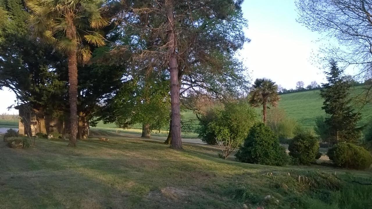 Moncrabeau Le Logis Du Pradet B&B 외부 사진